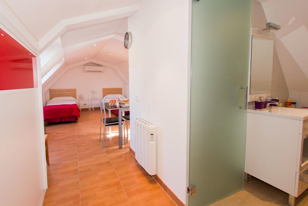Apartamentos Madrid Centro ภายนอก รูปภาพ