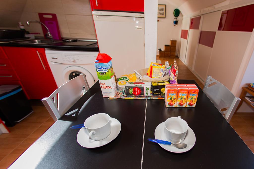 Apartamentos Madrid Centro ภายนอก รูปภาพ