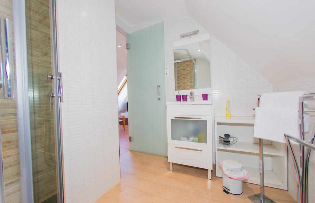Apartamentos Madrid Centro ภายนอก รูปภาพ