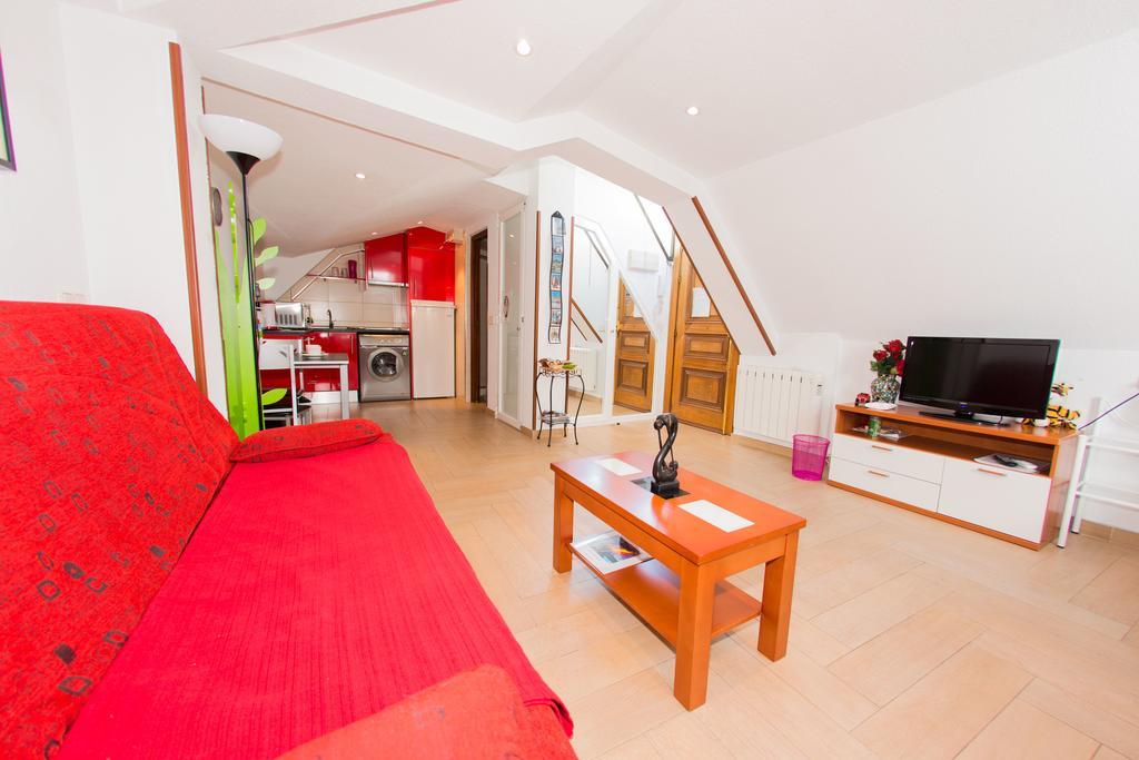 Apartamentos Madrid Centro ภายนอก รูปภาพ