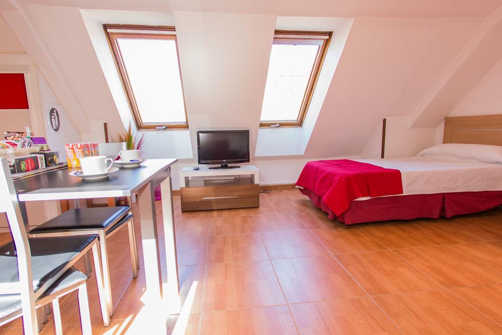 Apartamentos Madrid Centro ภายนอก รูปภาพ