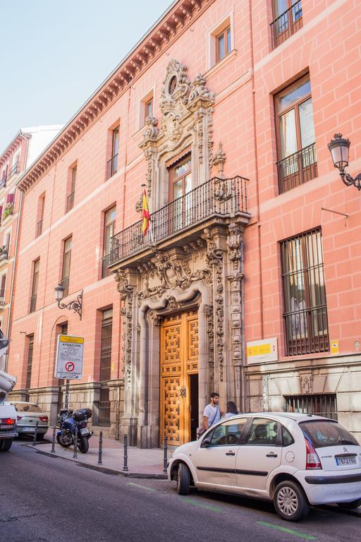 Apartamentos Madrid Centro ภายนอก รูปภาพ